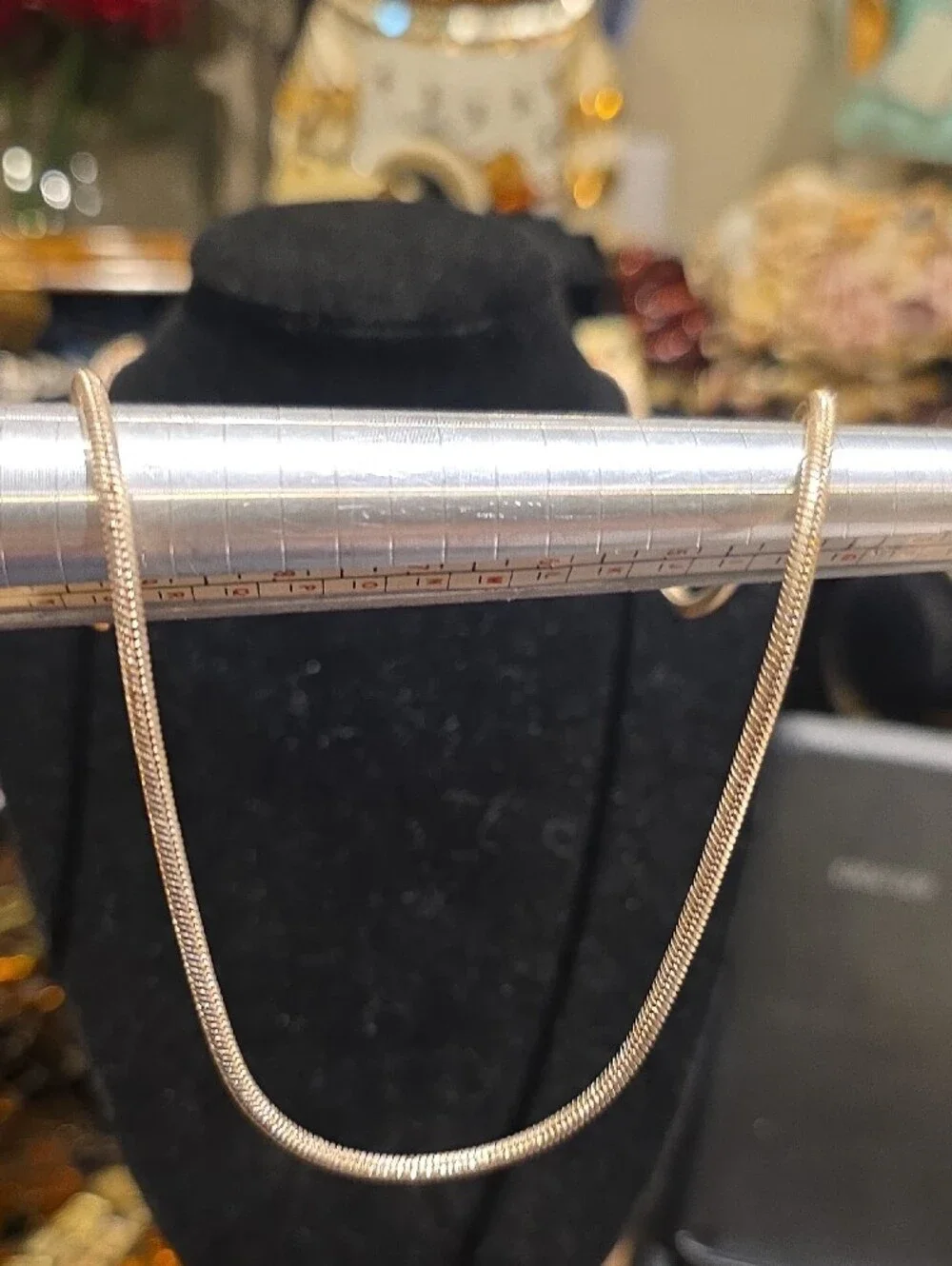 Unbranded Gold Tone Snake Chain Necklace - Classic Everyday Style